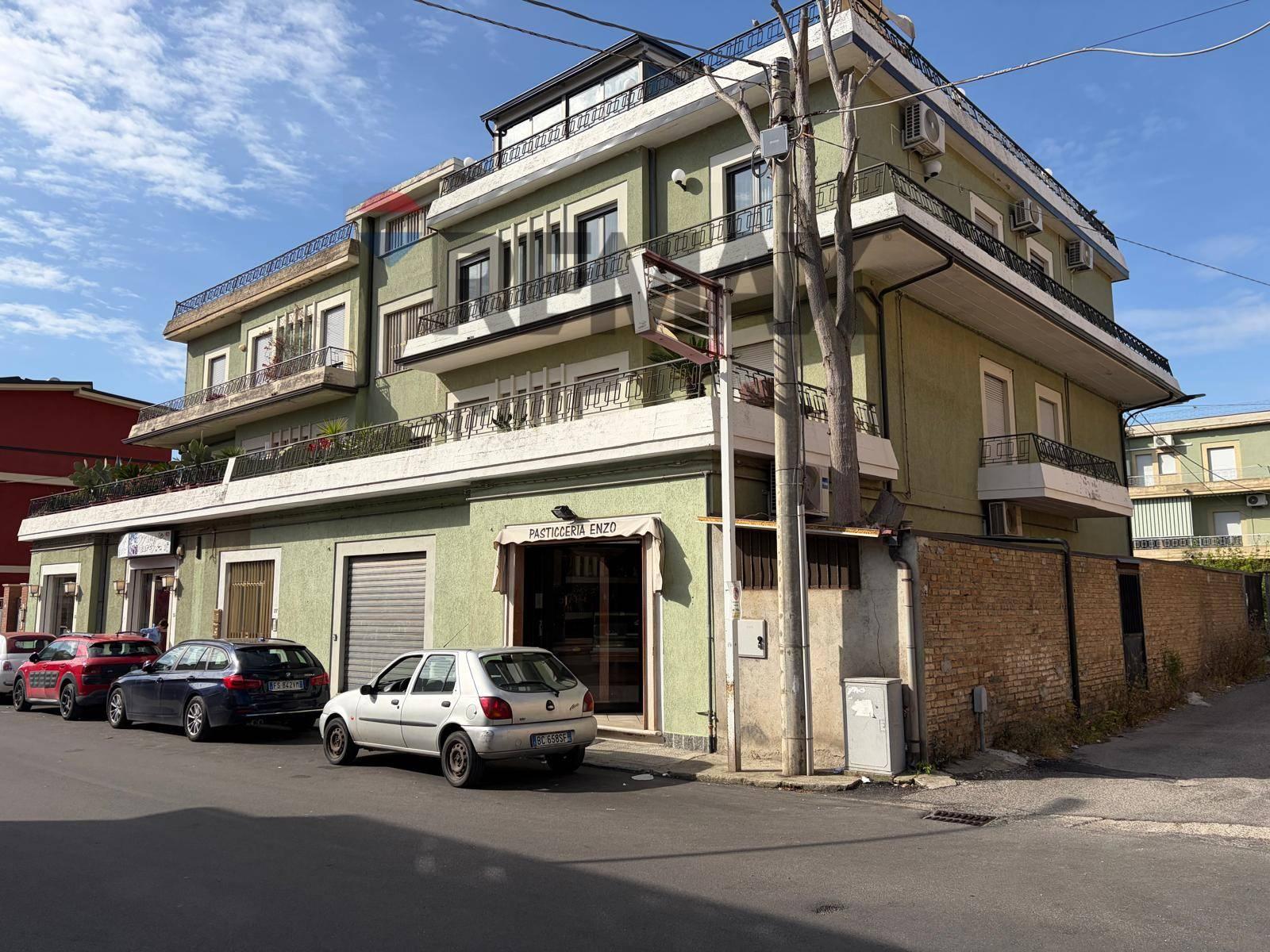 Appartamento in Giovanni Amendola 27, Siderno