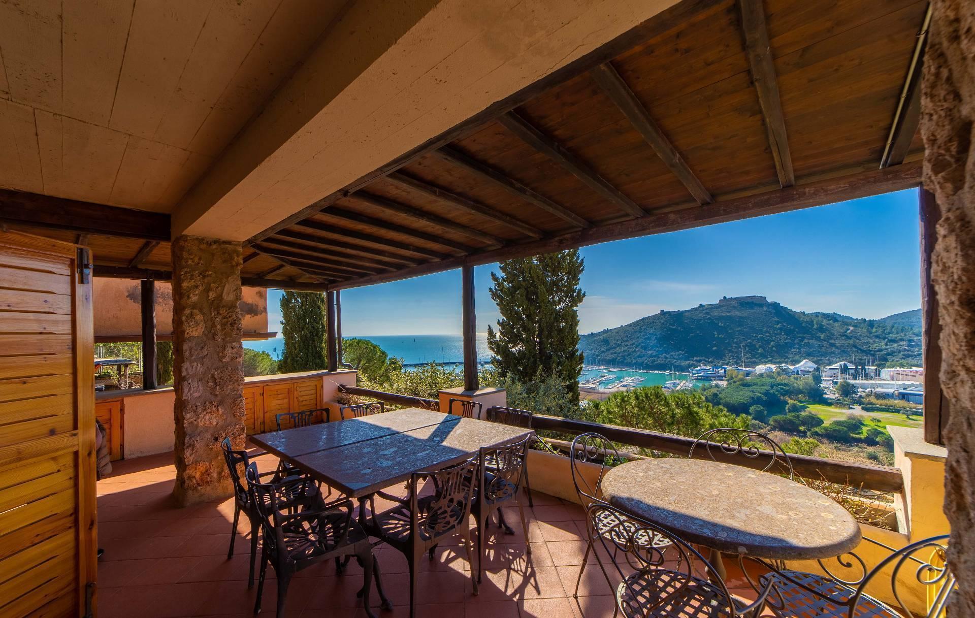 Villa a schiera in Località Poggio Pertuso  Snc, Monte Argentario