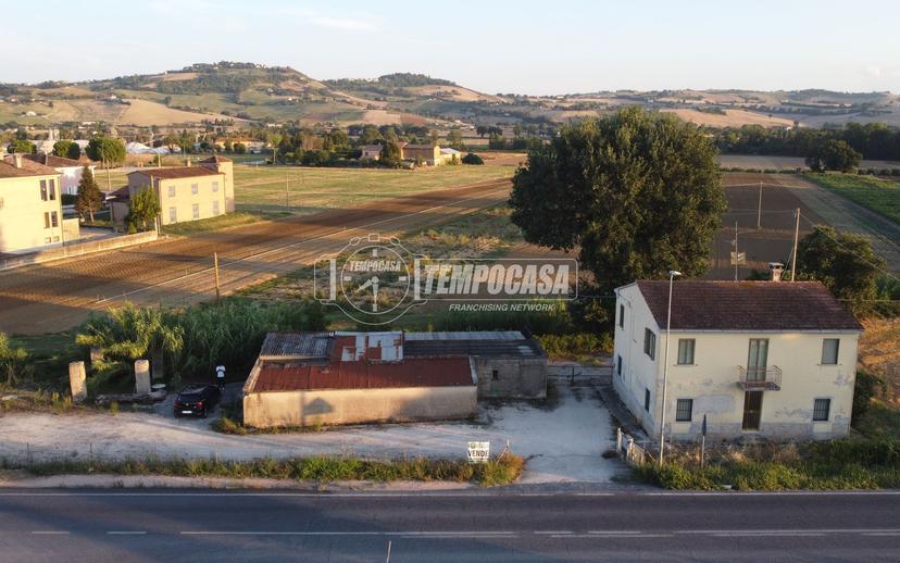 Casa indipendente in Contrada San Pietro, Recanati — foto 2 di 5