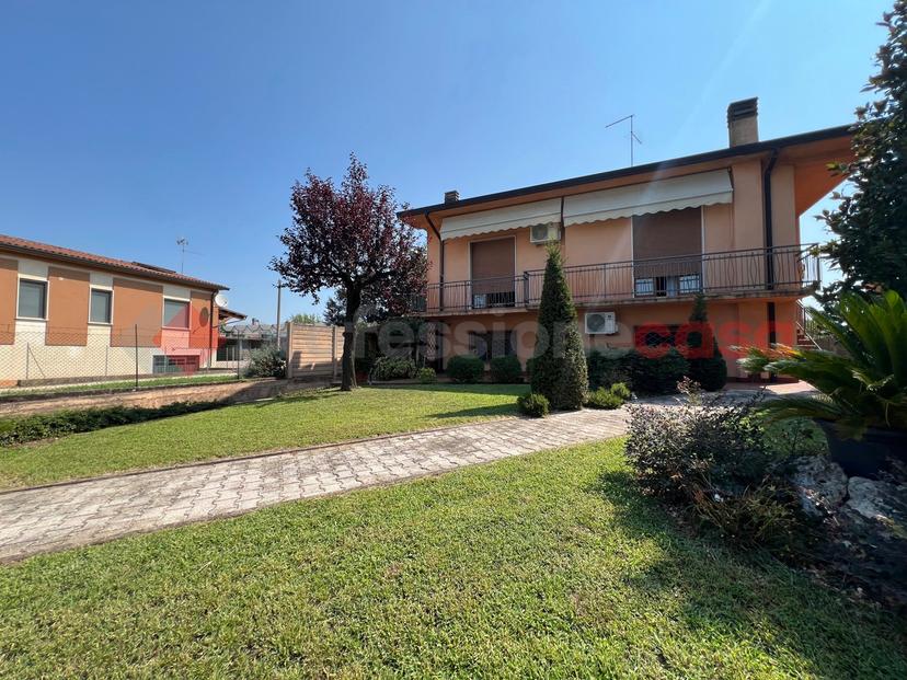 Villa in Via Villafontana 1, Bovolone — foto 2 di 5