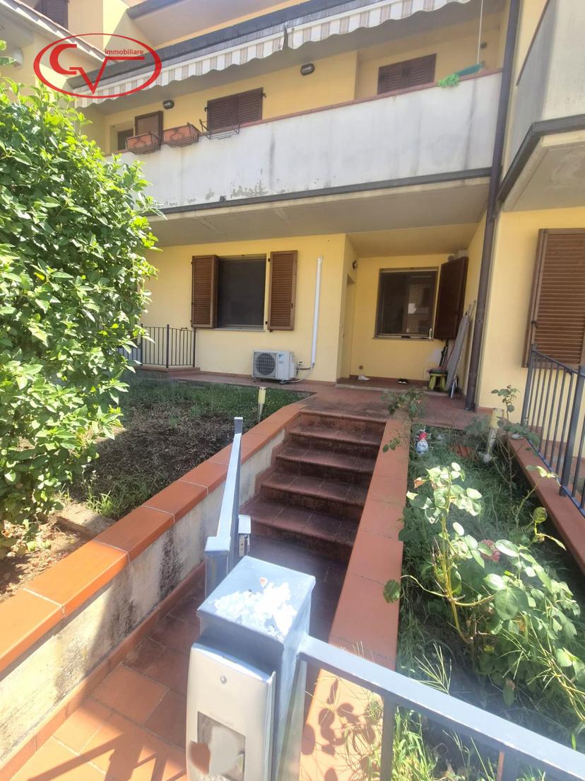 Villa a schiera in Via Nino Bixio, Bucine — foto 4 di 5