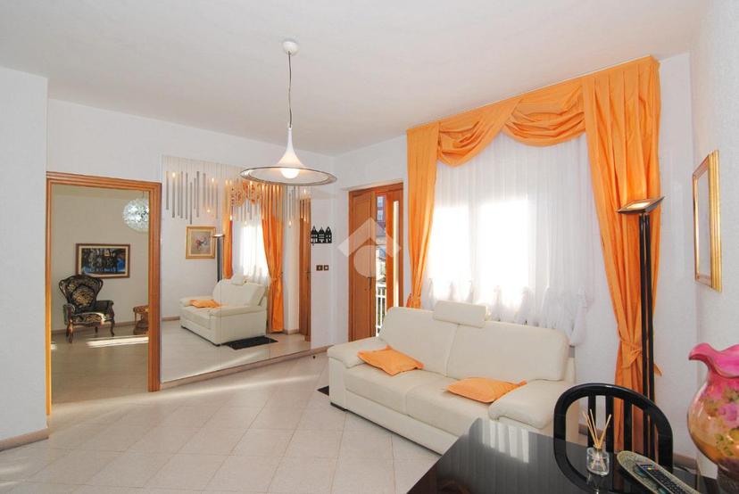 Casa indipendente in Via Sommeiller 36, Alpignano — foto 3 di 5