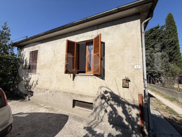 Casa indipendente in Via Trevi, Terni — foto 3 di 5