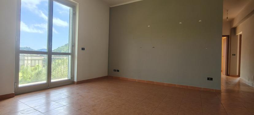 Appartamento in Via Costa  13, Vezzi Portio — foto 3 di 5