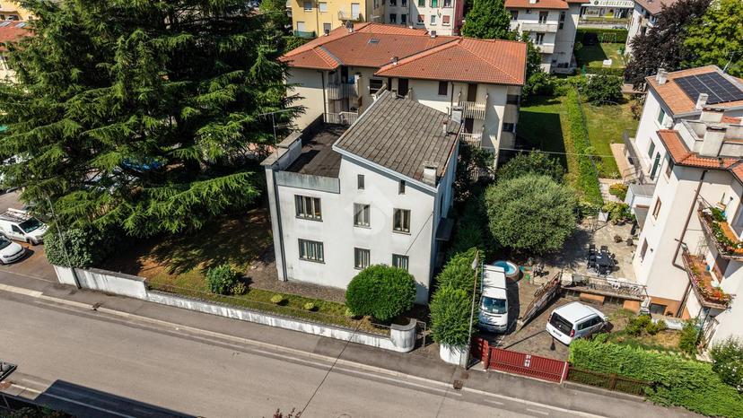 Villa in Via a. Meucci 12, Valdagno — foto 4 di 5