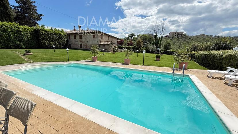 Casa colonica, Montefalco — foto 4 di 5
