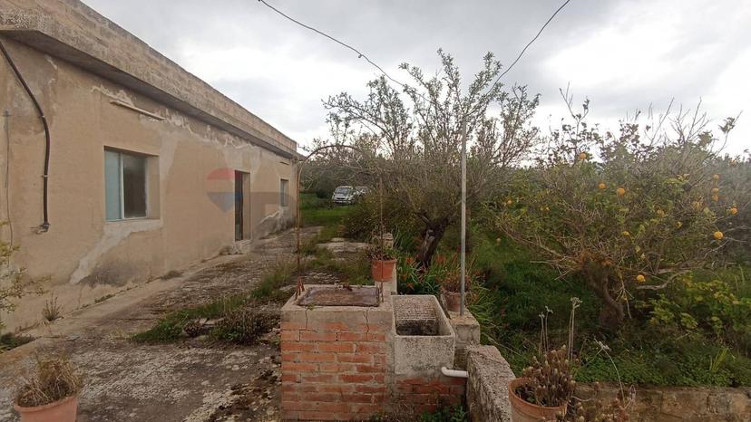 Rustico in C/da  Cirito, Chiaramonte Gulfi — foto 3 di 5