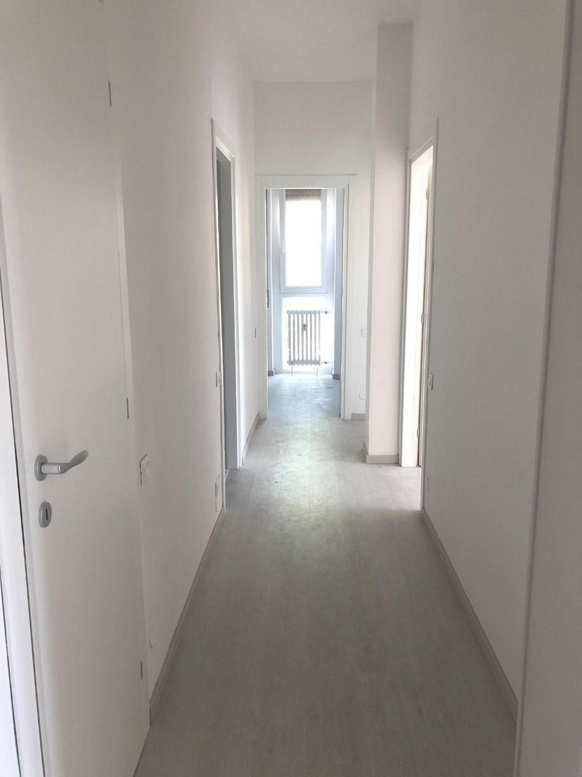 Trilocale in Via Cimabue 14, Monza — foto 2 di 5