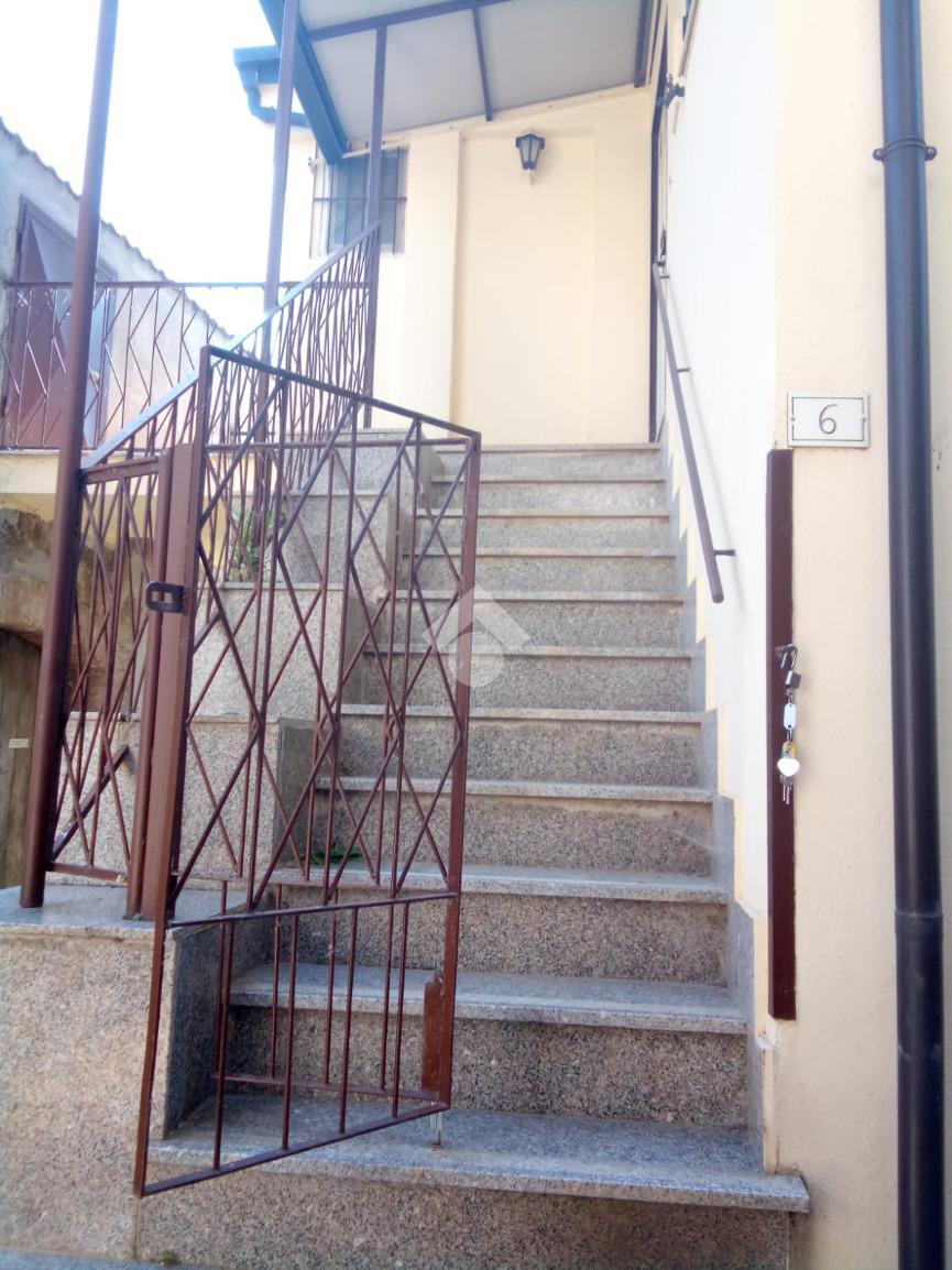Casa indipendente in Vico Carpati, San Potito Ultra