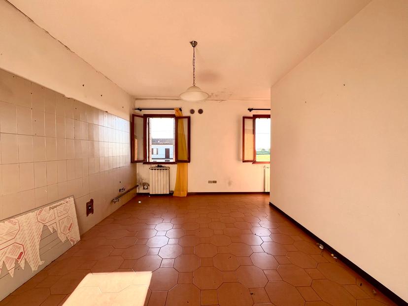 Quadrilocale in Via Gorghi 44, Sant'Urbano — foto 3 di 5