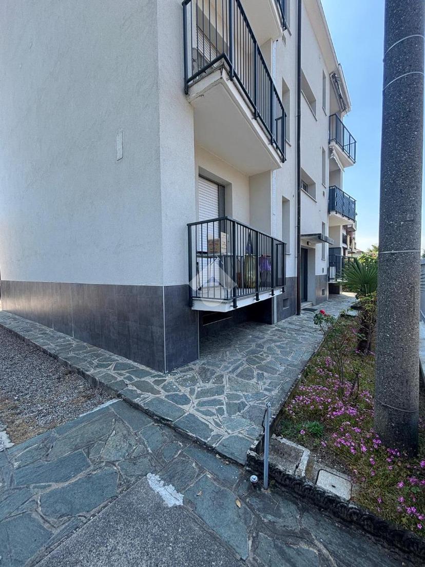 Bilocale in Via Silvio Pellico 27, Vanzago — foto 2 di 5