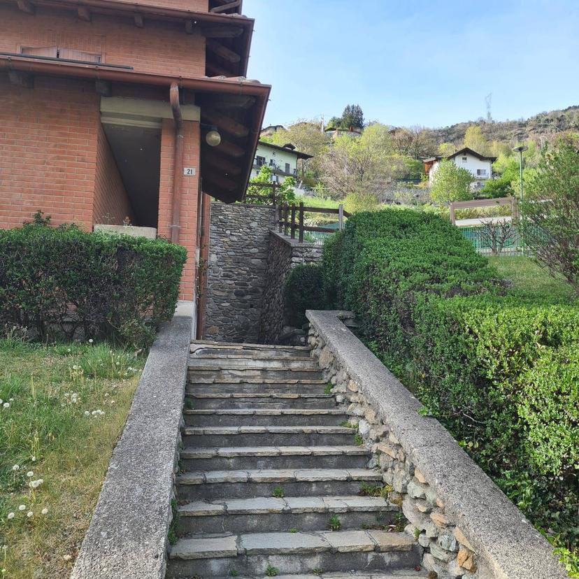 Monolocale in Regione Le Crou 21, Aosta — foto 3 di 5