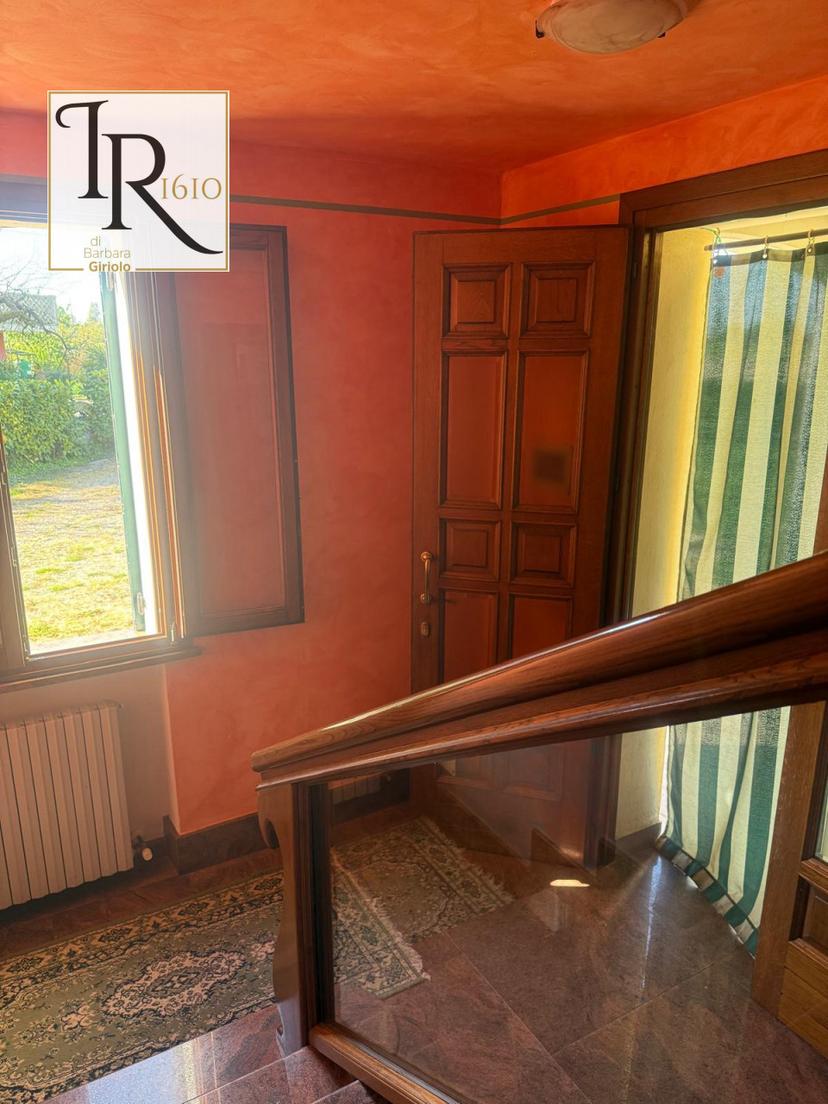 Casa indipendente, Urbana — foto 2 di 5