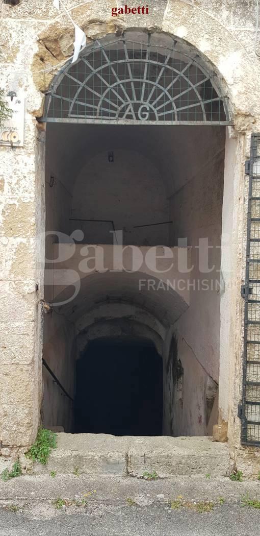 Appartamento in Via Maria Teresa Sparascio 16, Tricase