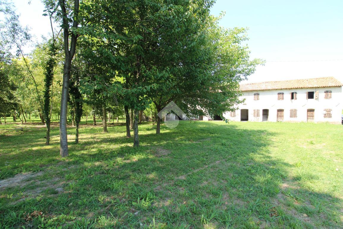 Rustico in Via Rosa, Gorgo al Monticano