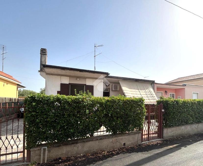Casa indipendente in Via Amerigo Vespucci 12, Cisterna di Latina — foto 4 di 5