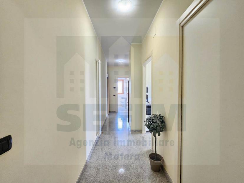 Trilocale in Via Saragat, Matera