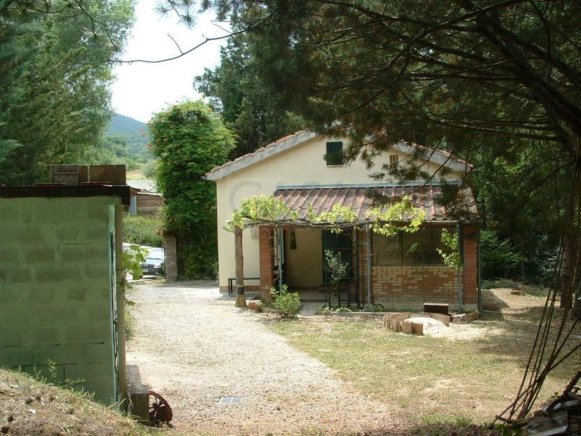 Rustico in Frazione Attiggio, Fabriano