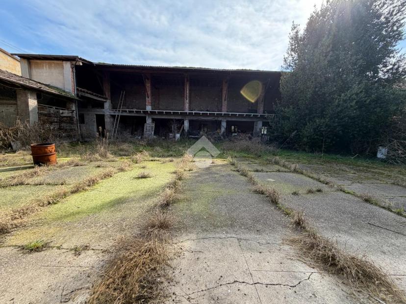 Rustico in Via degli Eroi 2, Verolavecchia — foto 2 di 5