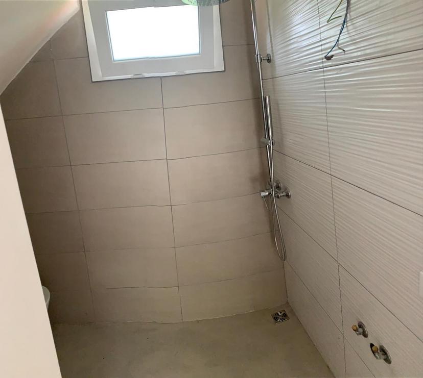 Terratetto in Filippo Turati 129, San Giuliano Terme — foto 4 di 5