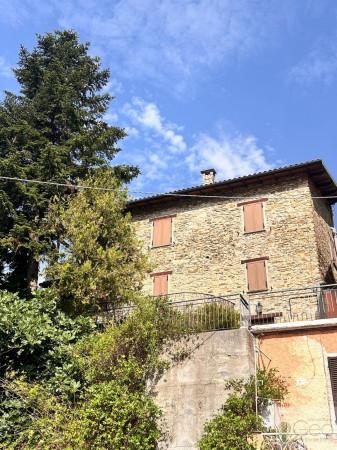 Terratetto plurifamiliare in Via Roma 90, Pornassio — foto 2 di 5