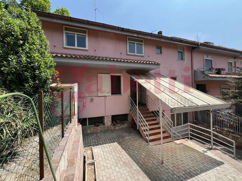 Villa a schiera in Via Tre Senete Snc, Castelvenere — foto 5 di 5