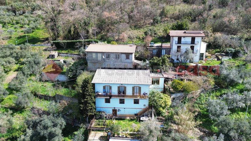 Casa indipendente in Sr 155 Snc, Acuto — foto 3 di 5