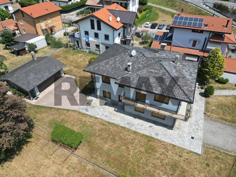 Villa in Via Tofane 5, Induno Olona — foto 2 di 5