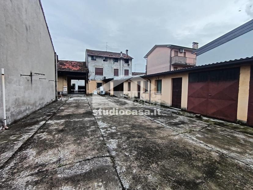 Villa quadrifamiliare in Via Alzeni, Trescore Cremasco — foto 4 di 5