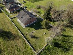 Villa bifamiliare in Via Combaluetto 26, Trana