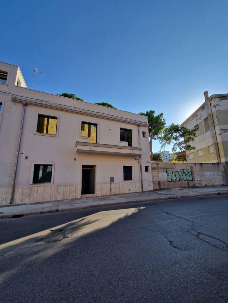 Casa indipendente in Via Bastioni San Giacomo  2, Brindisi — foto 2 di 5