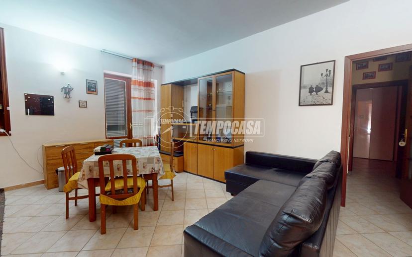 Casa indipendente in Via N. Sauro 2, Lusciano — foto 3 di 5