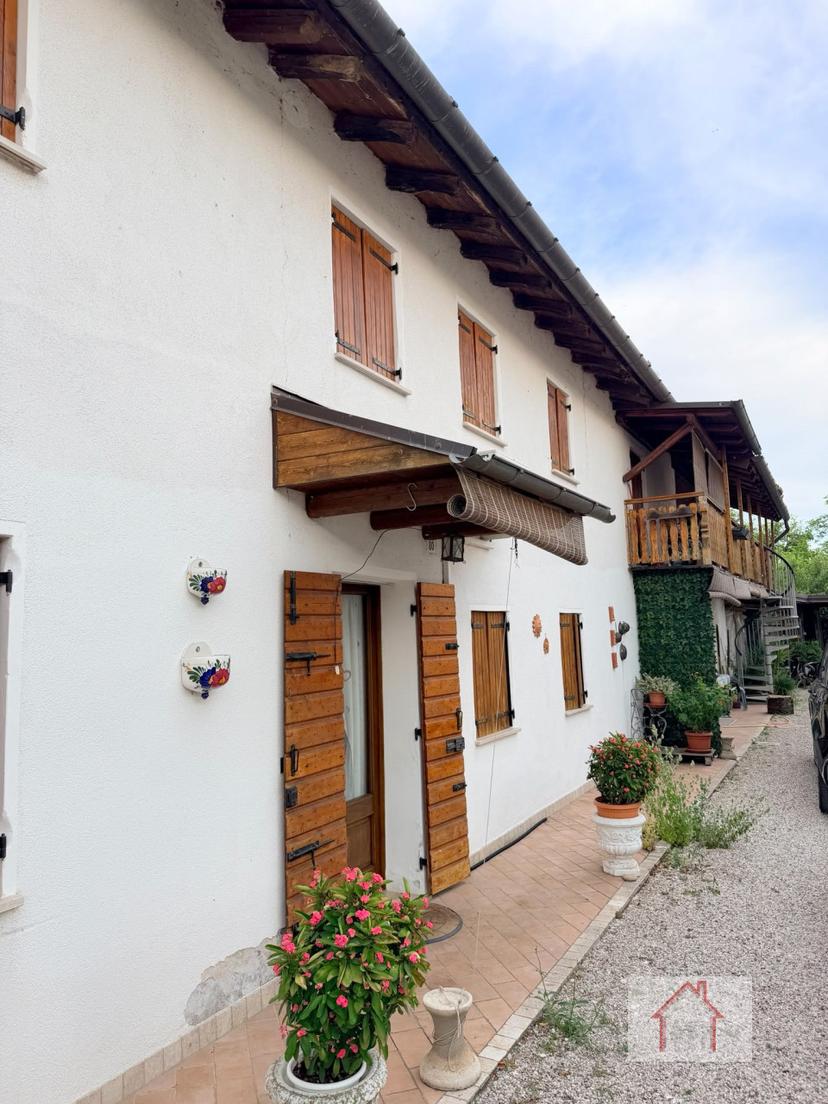 Casa indipendente in Via Giovanni Battista, Giavera del Montello — foto 3 di 5