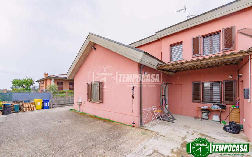 Villa in Via Aldo Moro, Cura Carpignano — foto 3 di 5