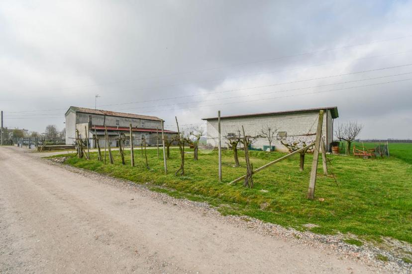 Casa indipendente in Via Padusa 11, Poggio Renatico — foto 4 di 5