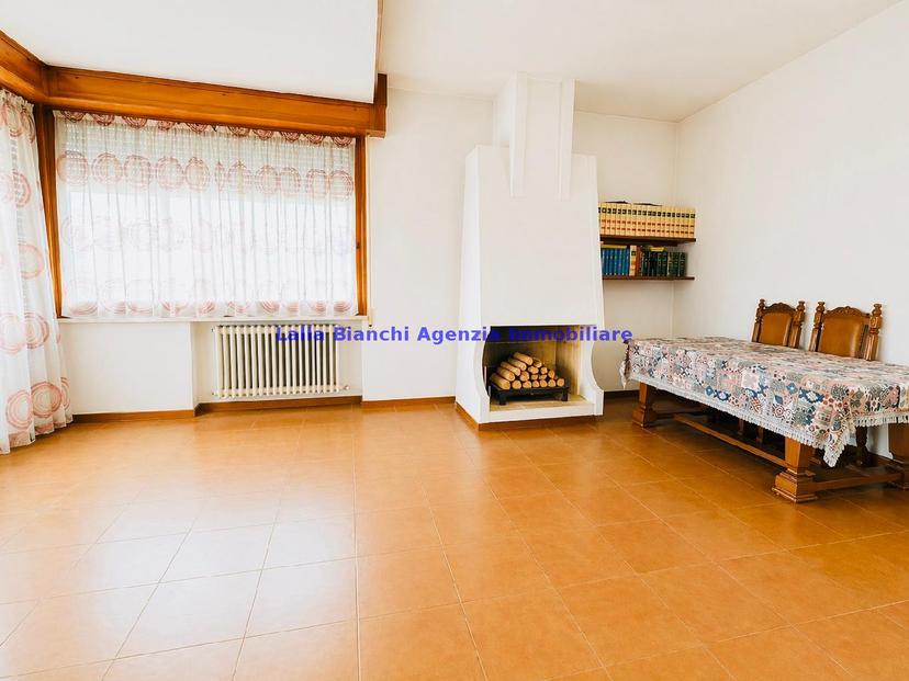 Villa unifamiliare in Via Tombesi, Pesaro — foto 3 di 5