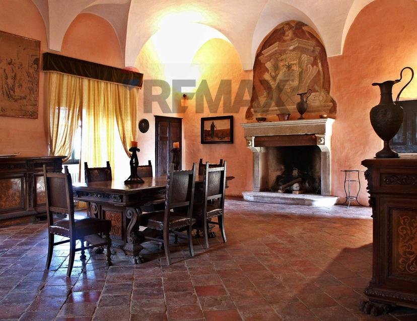 Castello in Via XXV Aprile, Castelletto Cervo — foto 5 di 5
