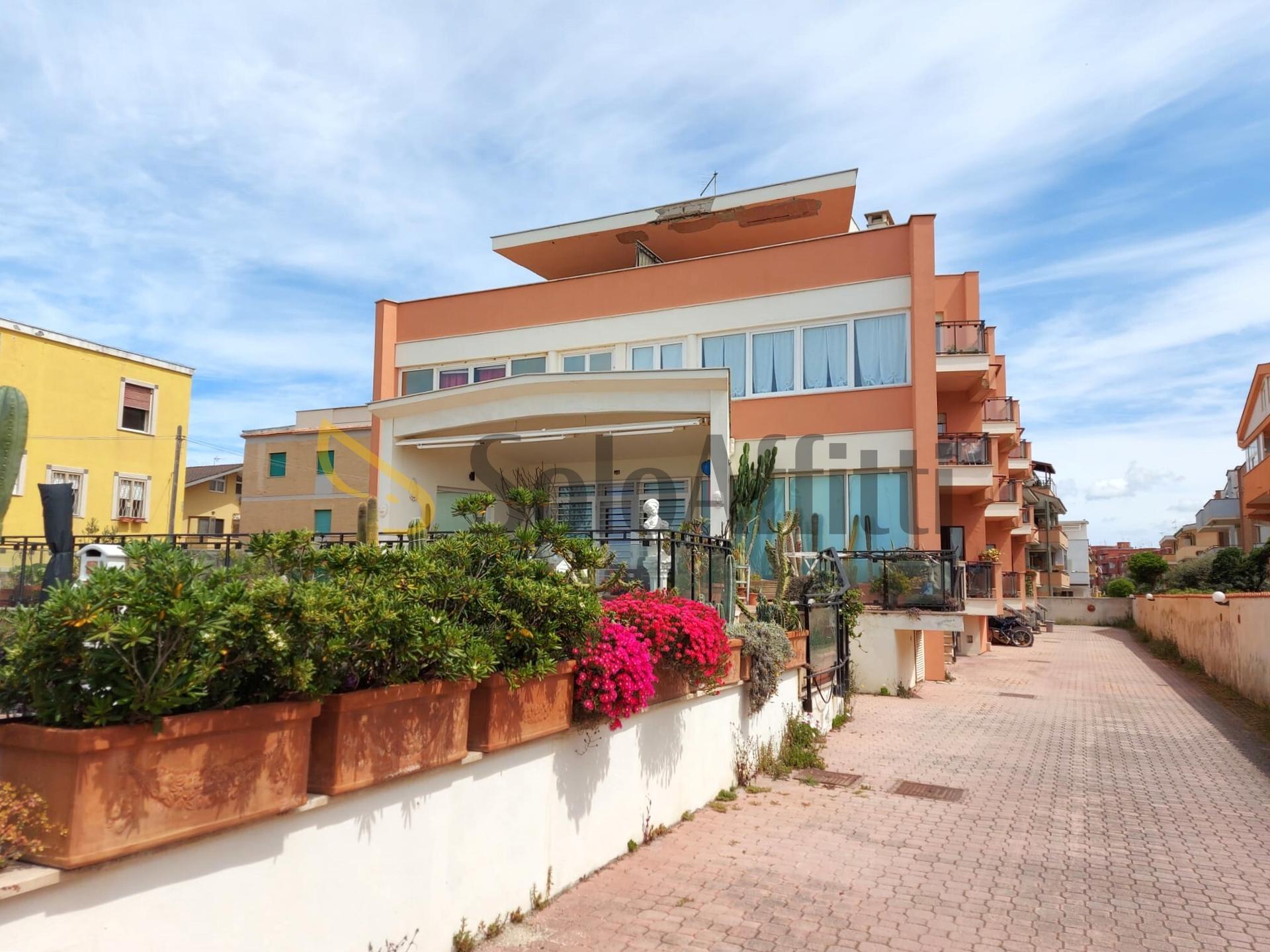 Villa a schiera in Lungomare della Salute, Fiumicino