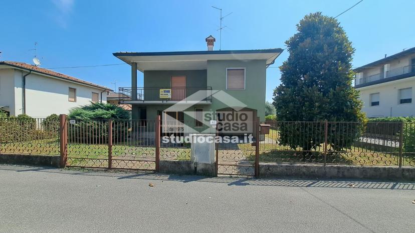 Villa a schiera in Via Spiga, Caravaggio
