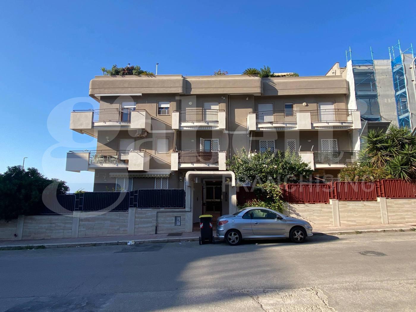 Bilocale in Via Matteotti, Trani