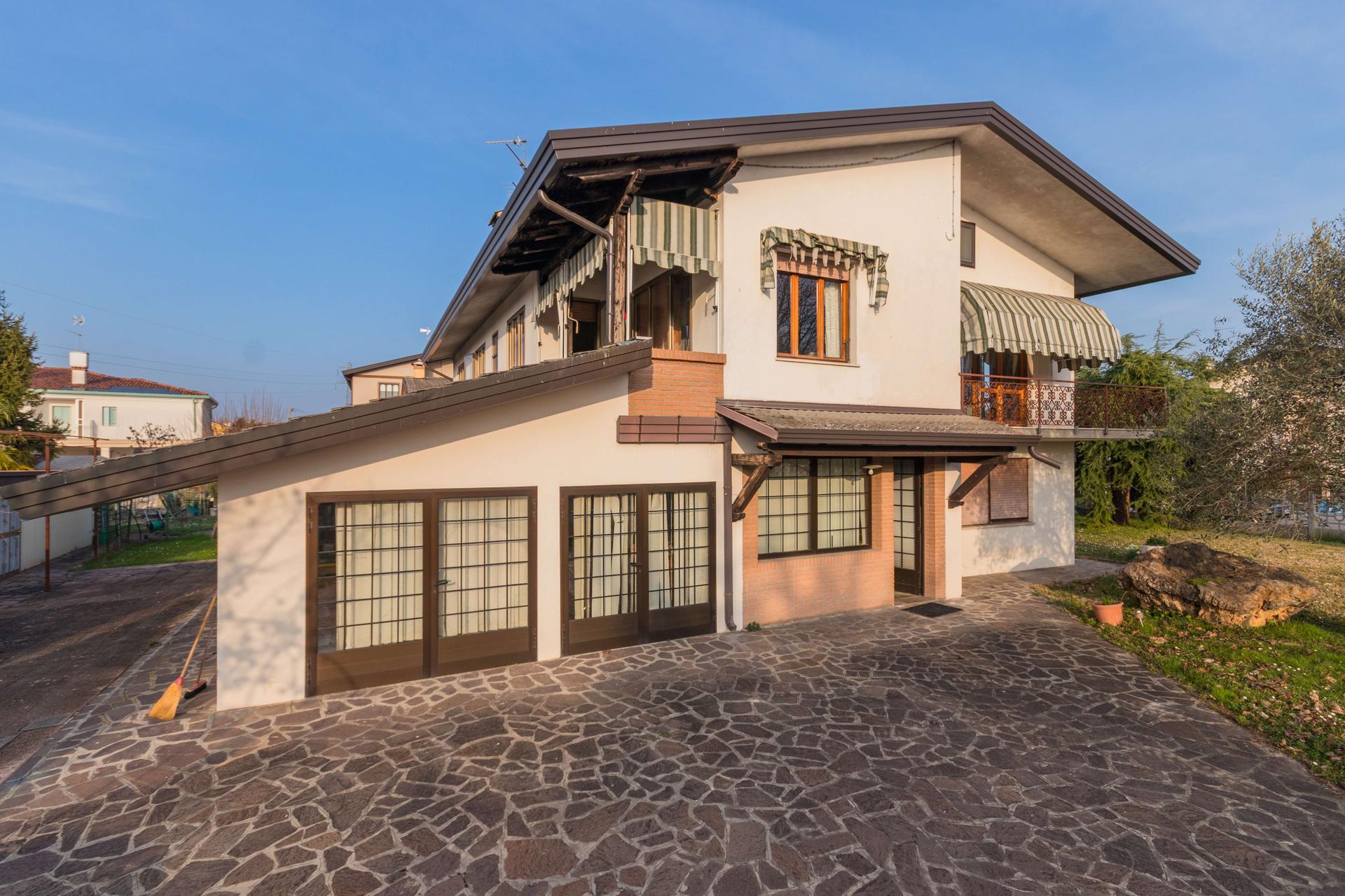 Casa indipendente in Via Buozzoi 00, San Stino di Livenza
