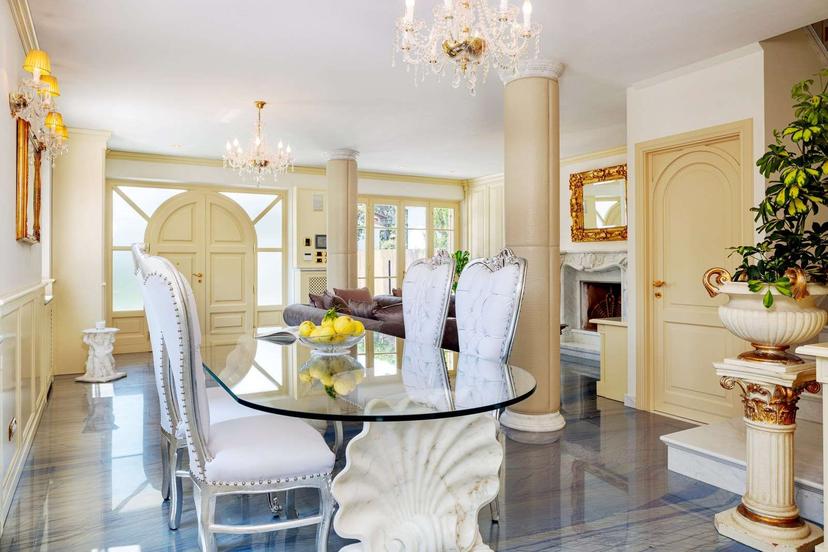 Villa unifamiliare in Via Ariosto, Forte dei Marmi
