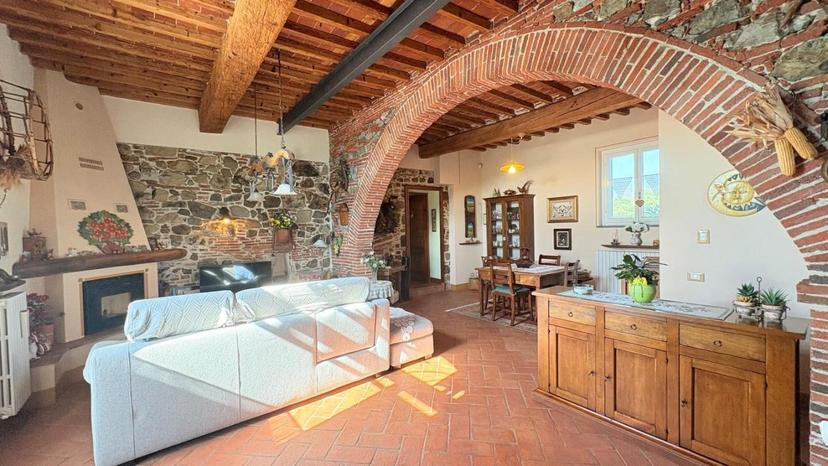 Rustico in Er Carignano 55100, Lucca — foto 4 di 5