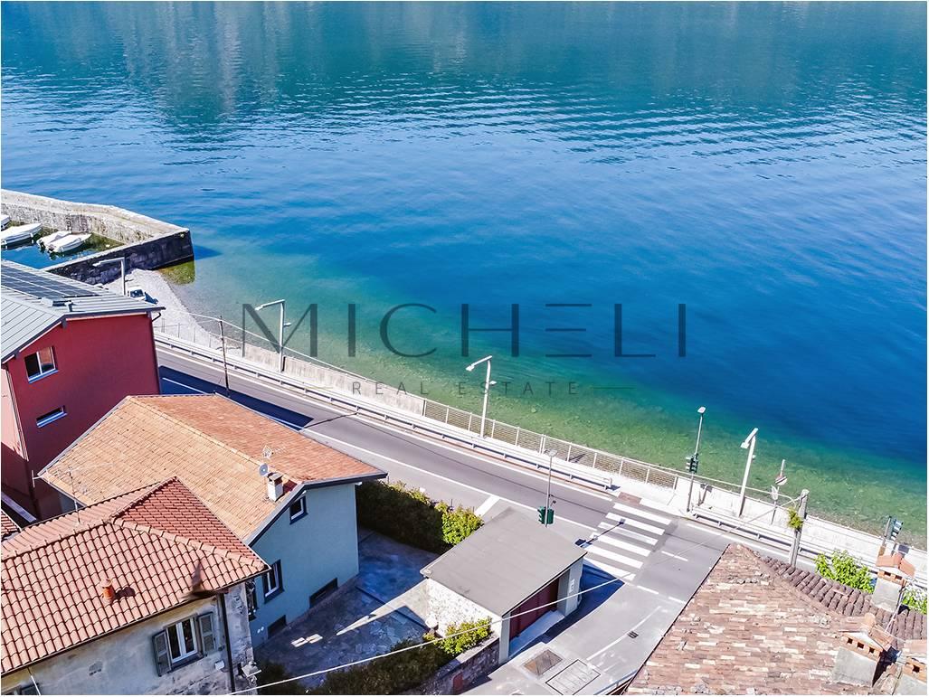 Villa in Via Ezio Moioli 7, Mandello del Lario