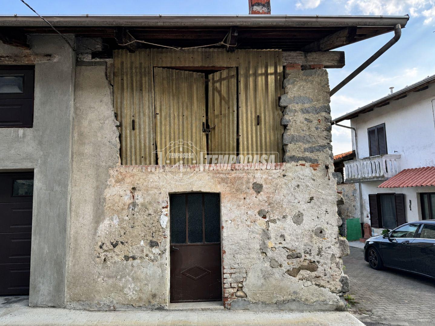 Rustico in Strada Novellino, Biella