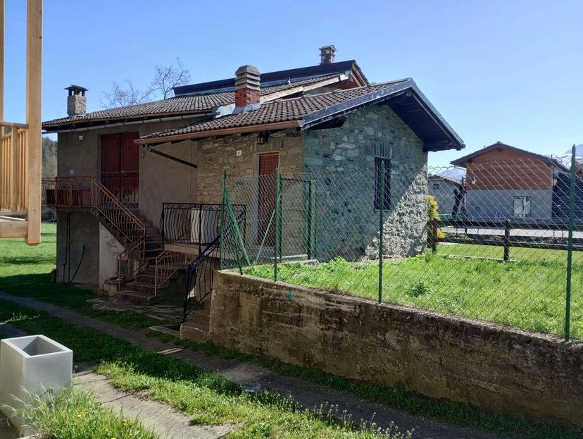 Porzione di casa in Eresaz, Emarèse — foto 5 di 5