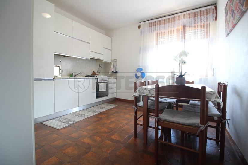 Appartamento in Via Zin 3, Montebello Vicentino — foto 2 di 5