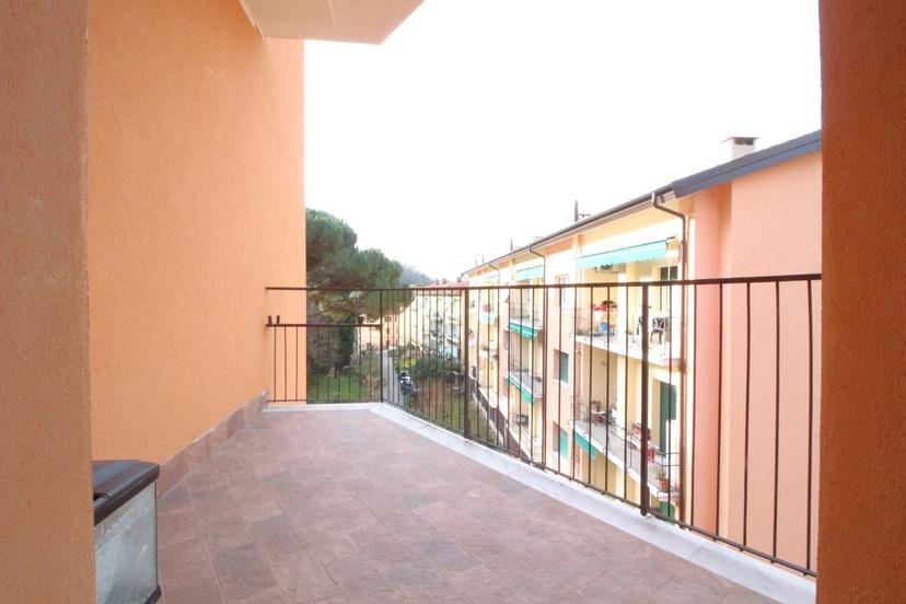 Appartamento in Via Chiocchetti, Serra Riccò — foto 4 di 5