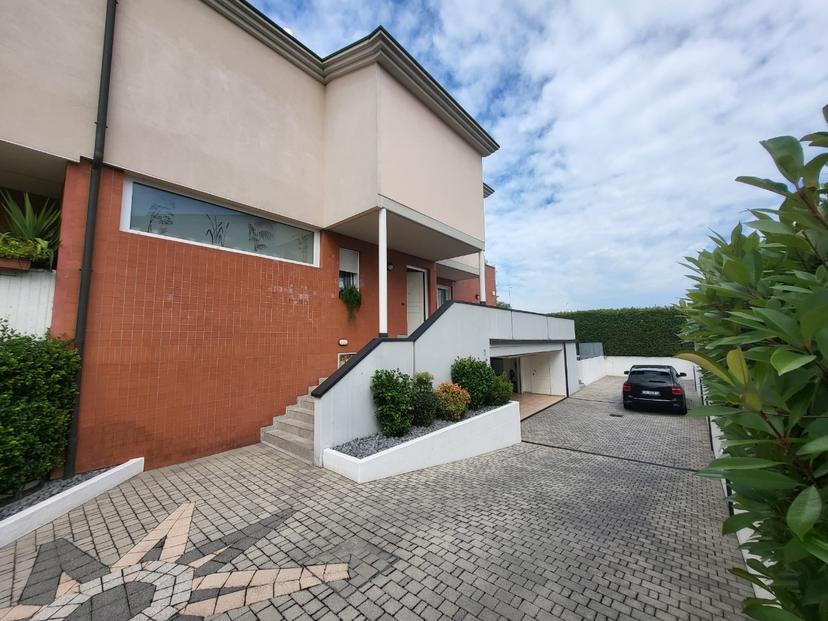 Villa bifamiliare, Vicenza — foto 3 di 5