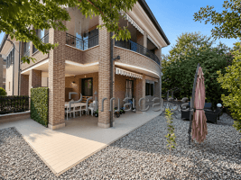 Villa in Via Giliberti 32, Carpi — foto 4 di 5